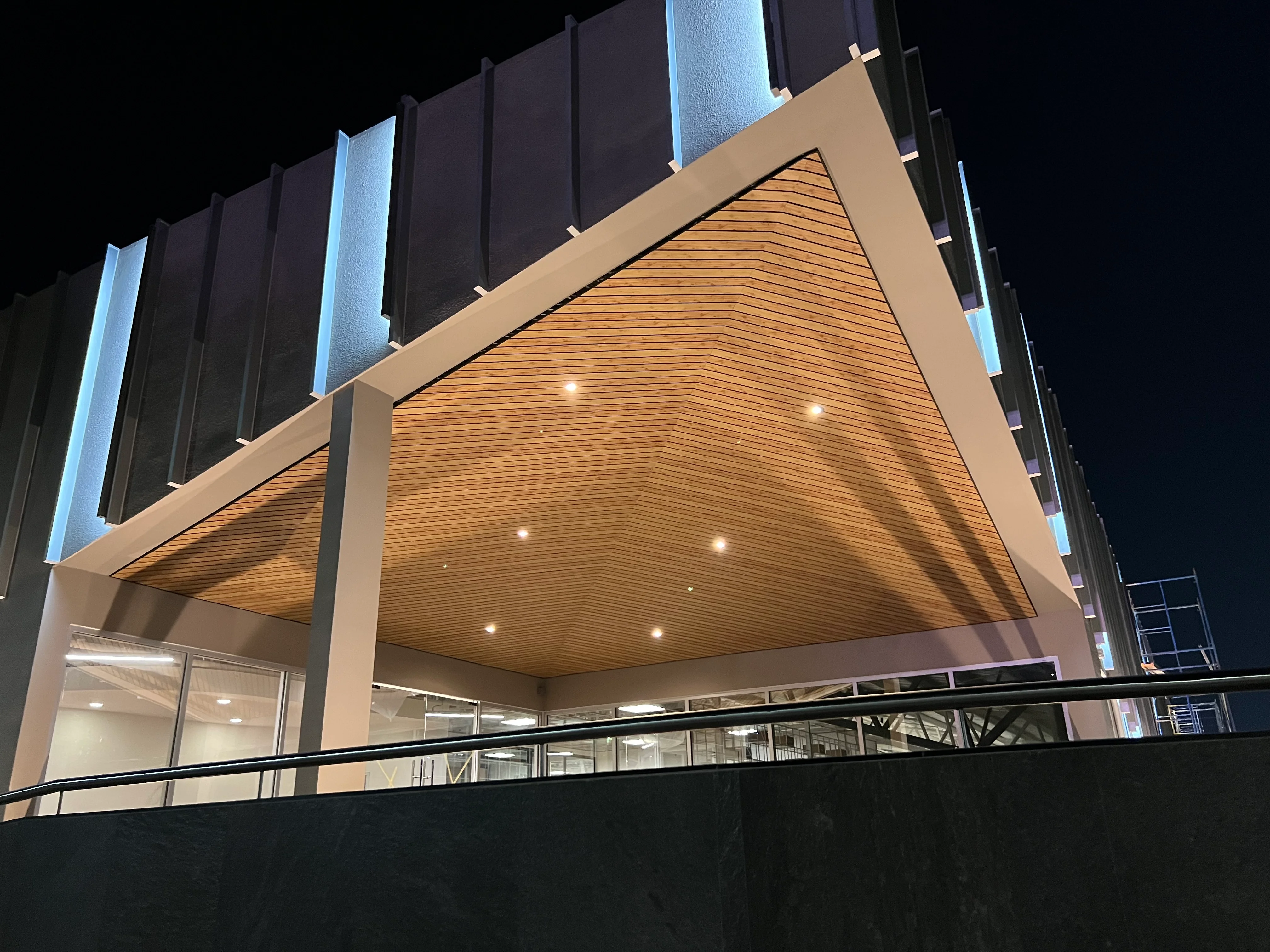 Centro Comercial Complejo Cerro Verde — foto 16